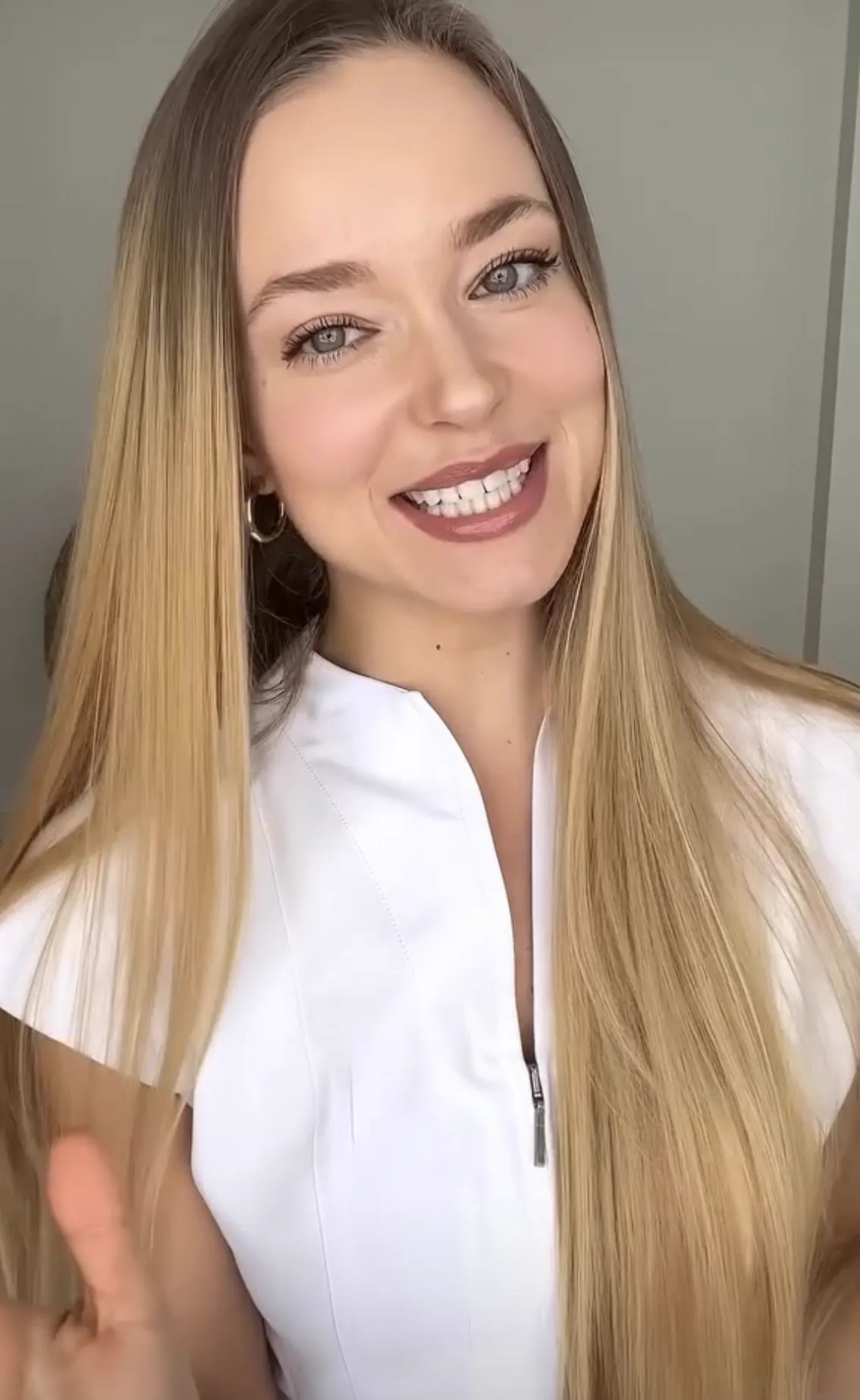 Apresentadora do Protocolo 5 Pontos